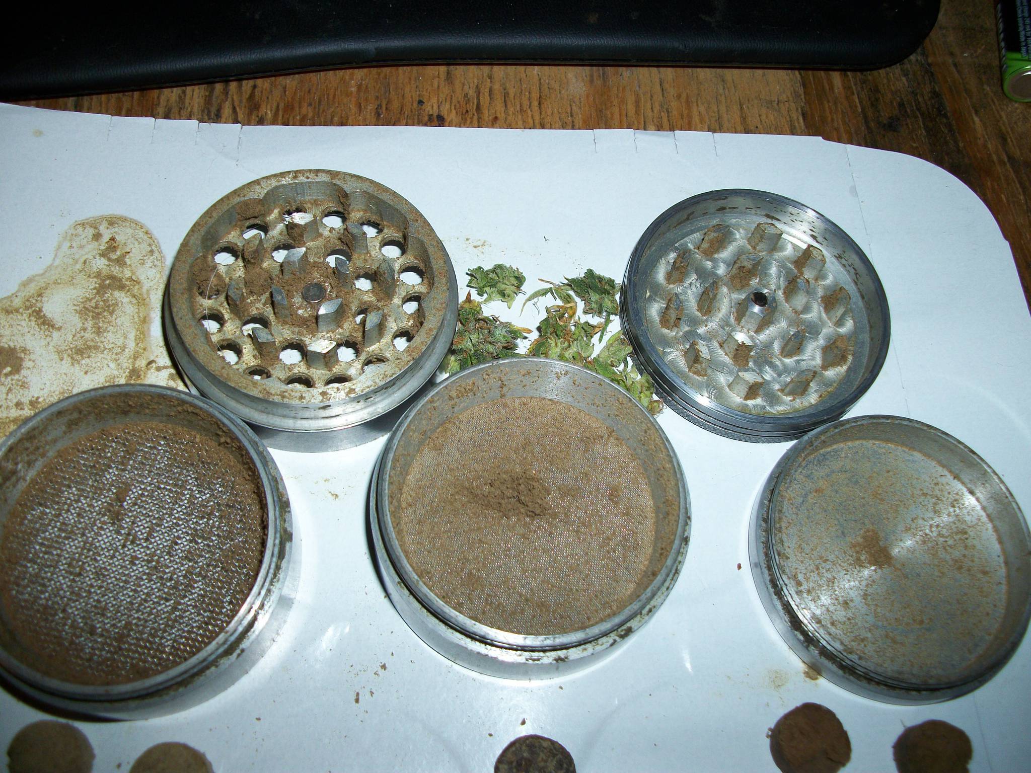 grinders for weed with kief catcher